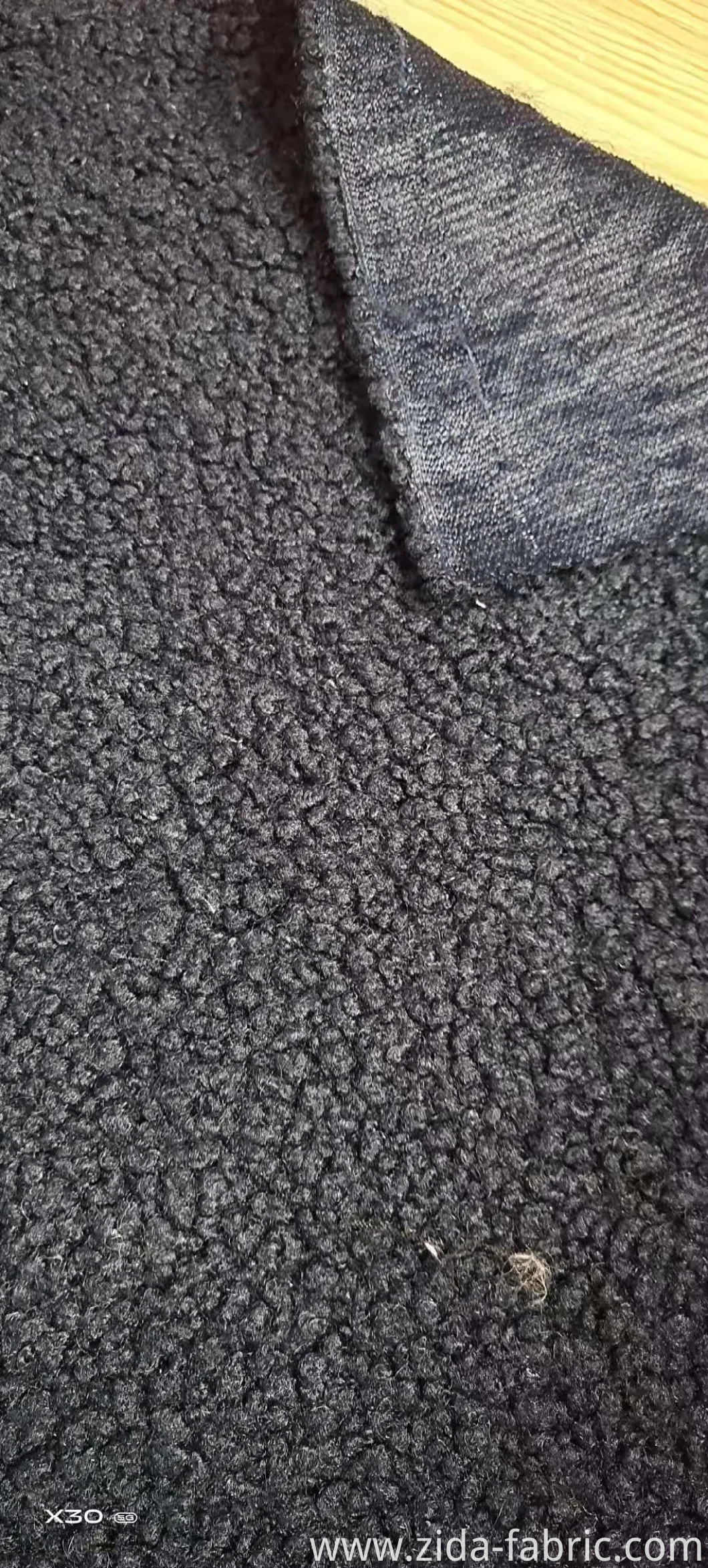 100%Polyester Lamb-Like Fleece (aiertai) Knitted Fabric